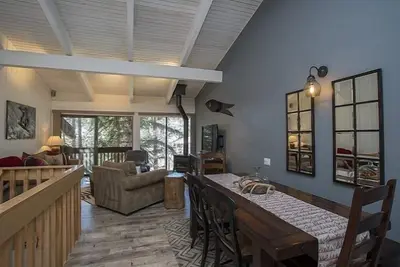 Image de Mise à jour 2 Bedroom 2 Bath Steps de Canyon Lodge