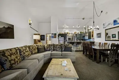 Image de Moderne Sentez 2 Chambre 3 Bain 1 Bloc à Village Gondola