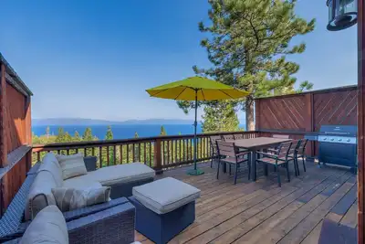 Image de Crystal View - 3 Br Lake View Home à Tahoe City avec Tahoe Park Hoa