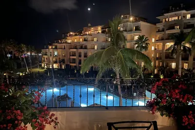 Image de 2 lits les plus proches. Villa à la plage avec excursion en bateau gratuite * Vues sur la mer de Cortez et Medano!