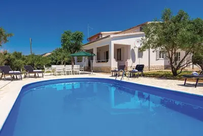 Image de Magnifique appartement de 2 chambres à.