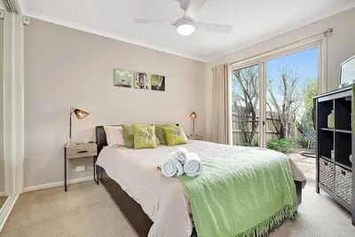 Image de Sunbury on the Hill, vue imprenable sur la ville, près de l'aéroport de Melbourne