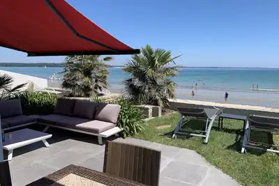 Image de ***Les Pieds Dans L'Eau*** Réservez dès maintenant votre séjour printemps-été 26