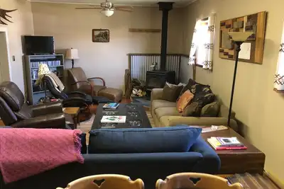 Image de Coeur du grand trou! Cabine confortable pour vos aventures de pêche / chasse / montagne