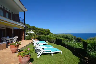Location d'appartement avec piscine à Begur, Aiguablava