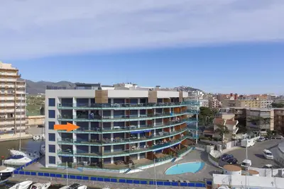 Image de Charmant appartement à Roses, Costa Brava, à 1500 mètres de la plage. Capacité pour 4 personnes, avec tout le confort et vue sur la marina.