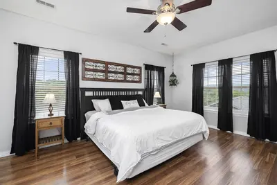 Image de Condo de luxe 3 chambres sur le lac # 229033