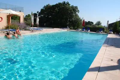 Image de Villa à Saumane avec Piscine et Golf