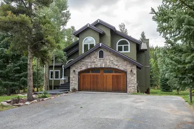 Image de Brooks Hill Lodge Home Jacuzzi Breckenridge Colorado Location de vacances