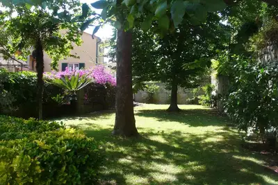 Image de Appartement a Levanto dans une Maison avec jardin