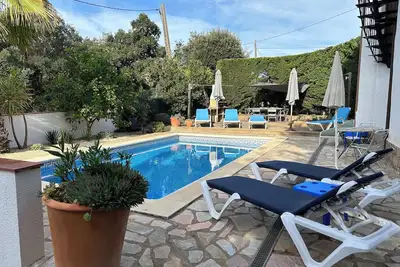 Image de Fully Air Conditioned 4 double Bedroom Family Villa with Swimming Pool / Gardens