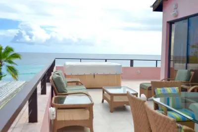 Image de Impressionnant Penthouse sur le toit à St Lawrence Gap, surplombant la mer des Caraïbes