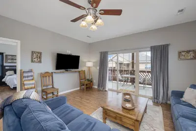 Image de Condo de luxe 3 chambres sur le lac # 229044