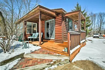 Image de Fort Atkinson Cottage w / Deck au bord du lac Koshkonong!