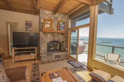 Image de Belle High-End 4br Lake Front Condo dans Star Harbor avec Bateau Access, Hoa Piscine, Tennis, et Pier!