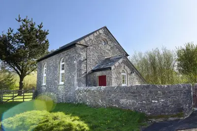 Chapelle avec vue sur les landes, Camelford