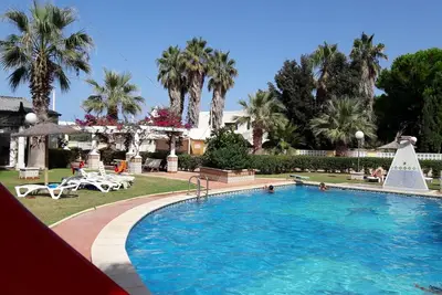 Image de Apcostas San Antonio / Trois Chambres