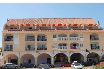 Image de Apcostas San Antonio / Trois Chambres