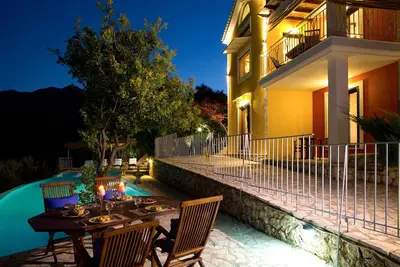 Image de Luxury villa overlooking the sea with private pool-Villa Rose