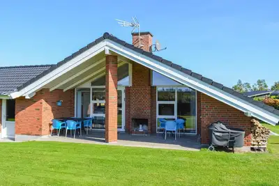 Image de Belle maison de 3 chambres à Hadsund