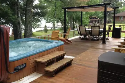 Image de Cabine Birch Point ~ Regardez le lever du soleil sur le pont!