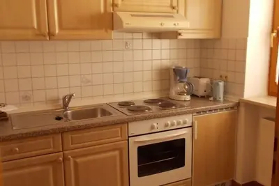 Image de Appartement (40 m²) mit Wohn-/Schlafraum, separater Küche, Dusche/Wc, Terrasse, Kabel-/Sat-Tv