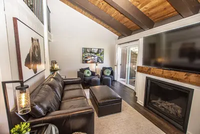 Image de St. Francis # 53: 3 Br / 3 Ba condo / maison de ville à Tahoe City, pour 6 personnes