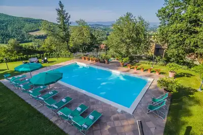 Image de Maison de vacances privée avec piscine privée, climatisation, Wifi, bain à remous, Tv, patio