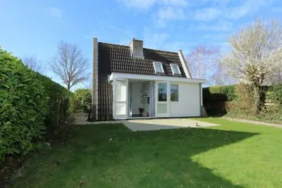 Image de Schouwse Stee 3 Maison de vacances confortable et moderne dans un petit parc