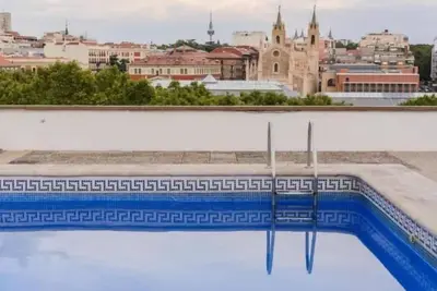 Charming Museo del Prado Ii - Piscine - Wifi