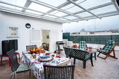 Image de Enjoy the Sunset on Your Vatican Terrace