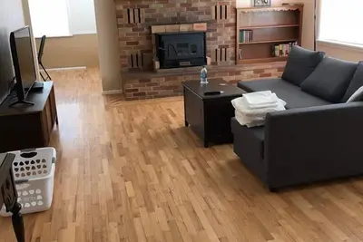 Image de Charmante maison du milieu du siècle - Situé au centre de Kennewick, Wa