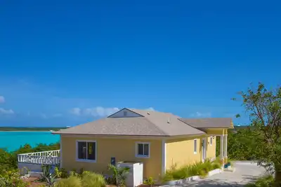 Image de Meilleure vue dans tout Exuma, près de la belle plage - maintenant avec piscine et terrasse