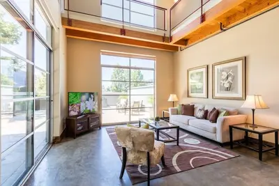 Image de Penthouse & Terrasse sur le toit à Santana Row