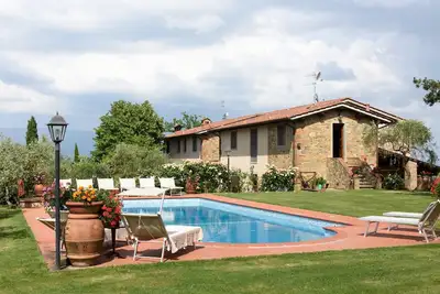 Image de Maison de vacances privée avec piscine privée, bain à remous, Wifi, climatisation, Tv, patio