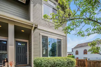 Image de Seattle Vacation Home: The Parsonage - Modern 3bed \/ 3. 5bath, excellent emplacement