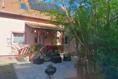 Image de Maison de vacances près du centre avec climatisation