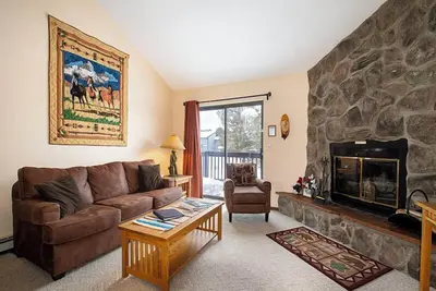 Image de Meadow Ridge Court 28 Unité 6: 3 Br / 2 condominium Ba à Fraser, pour 8 personnes