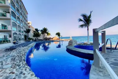 Image de Villa des Caraïbes 5 étoiles, directement sur l'océan - de belles vues