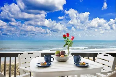Image de Oceanfront Condo, 2 King Master Suites, WiFi, Tvhd, piscines, tennis, complexe fermé