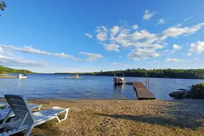 Image de Escapade parfaite au bord du lac ~ Beau cadre privé!
