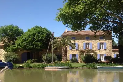 Image de Gîte dans Maison Vigneronne le Somail sur Canal du Midi 25km de la Méditerranée