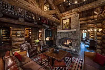 Image de Fabuleuse maison en rondins, luxe total, cinéma, parking Solaris Village, vues incroyables!