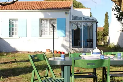 Image de Maison charmante 8 pers avec internet fibre, à 300m du port et plage, parking, jardin, ménage inclus