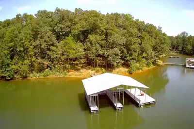 Image de Retraite au bord du lac calme - Dog Friendly!