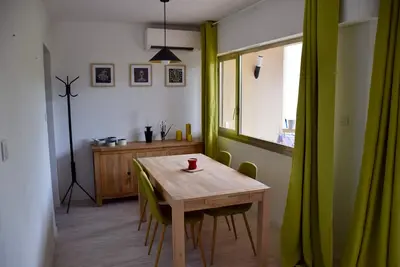 Image de A 200 m de la mer appartement pour 4 personnes, proximité tous commerces – Sagone