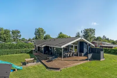 Image de Belle maison à Hadsund avec sauna