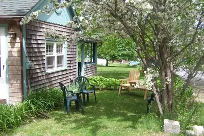 Image de Doux Cottage One Mile Quarter De l'entrée du parc national d'Acadia.