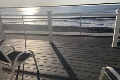 Image de En face de la plage! ! ! 14 personnes - la semaine dernière en août