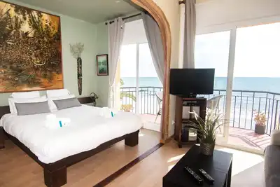 Image de Voramar Loft By Blausitges Stunning sea views from this beach front studio